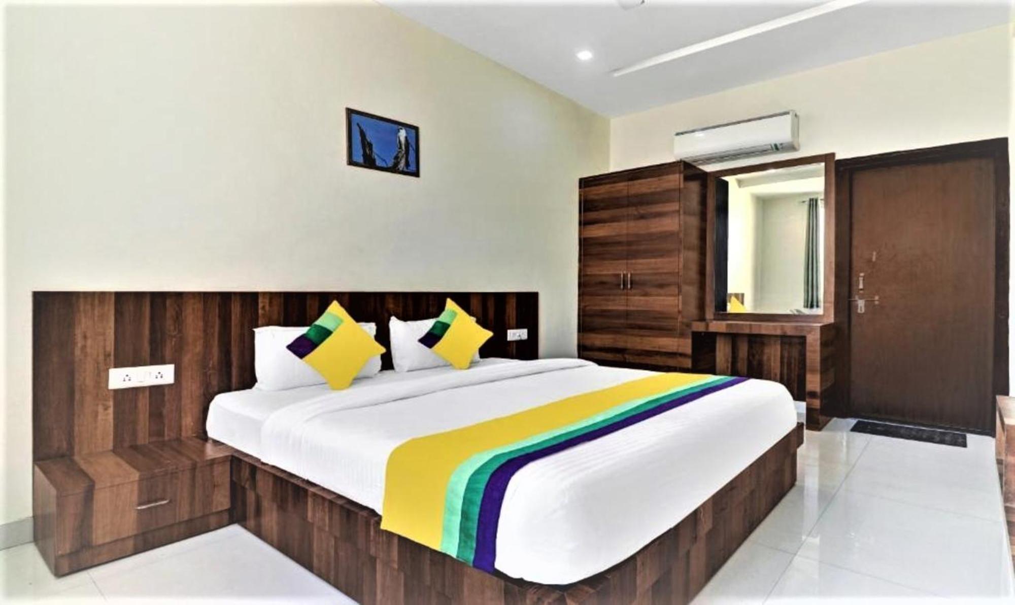 Hotel Ravi Residency Bharatpur Exterior foto
