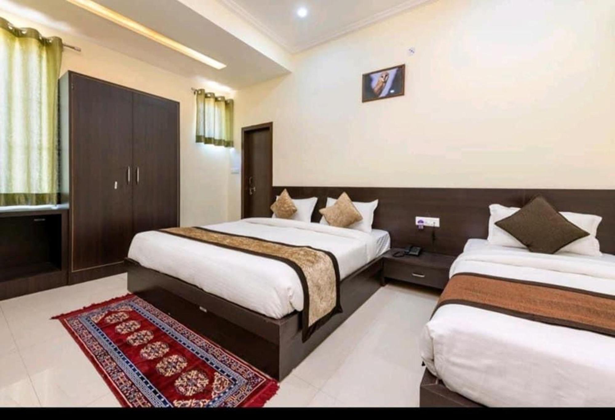 Hotel Ravi Residency Bharatpur Exterior foto